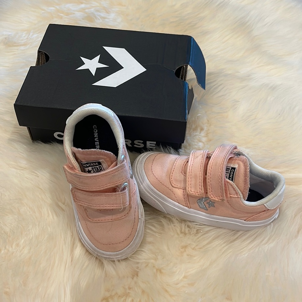 Velcro Converse